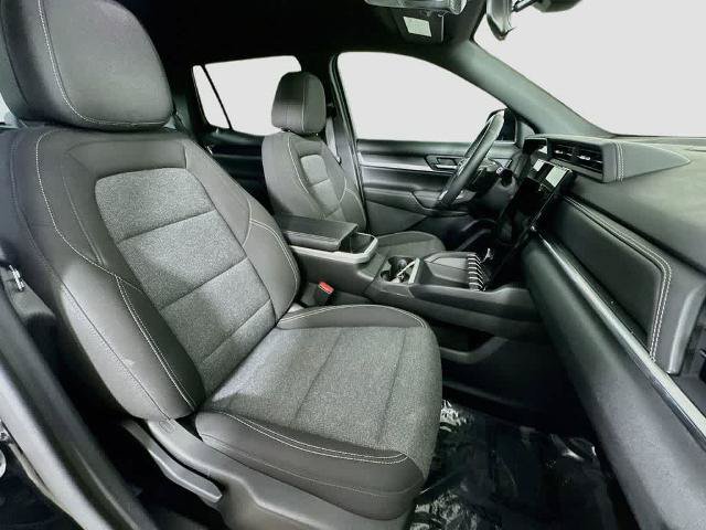 Used 2025 GMC Terrain Elevation AWD/4WD image 15