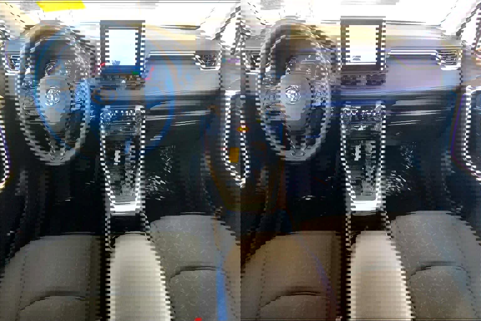 Used 2024 Toyota RAV4 XLE image 14