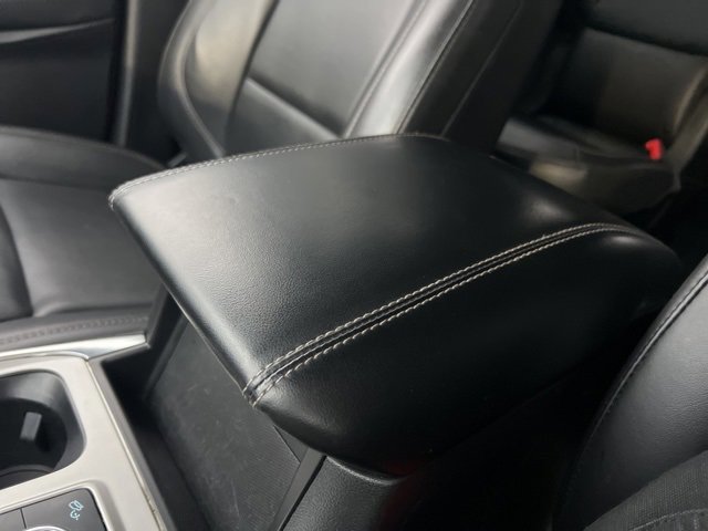 Certified 2022 Ford Explorer XLT w/ Equipment Group 202A image 18