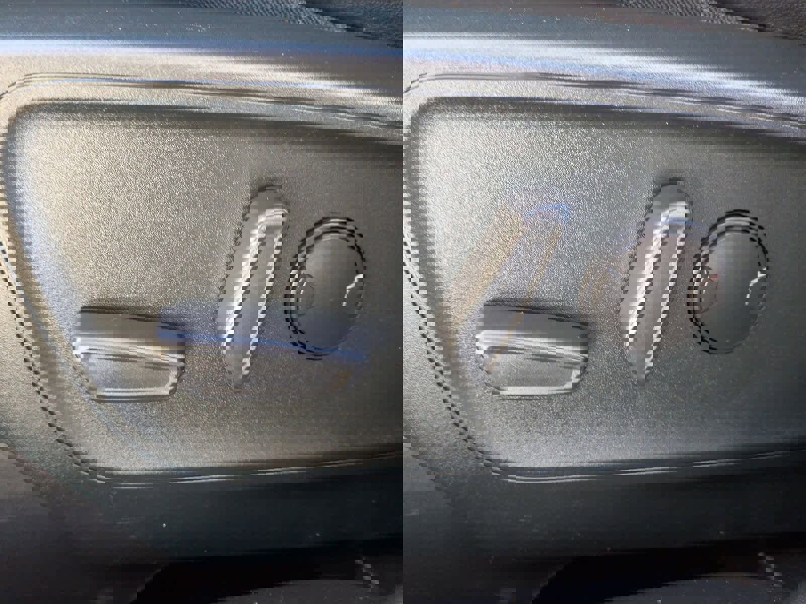 Certified 2022 Ford Escape SEL image 18