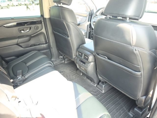 Used 2023 Honda Pilot Touring image 18