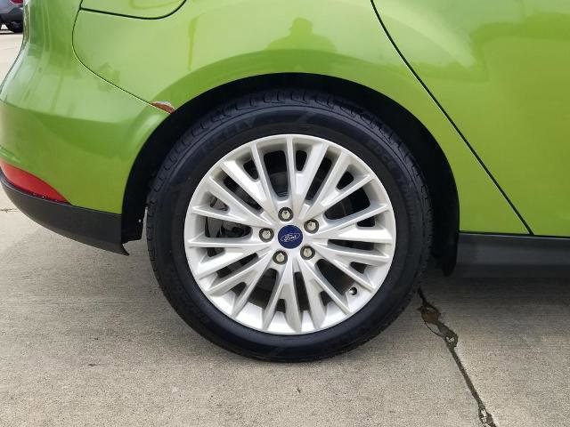 Certified 2018 Ford Focus Titanium FWD image 28