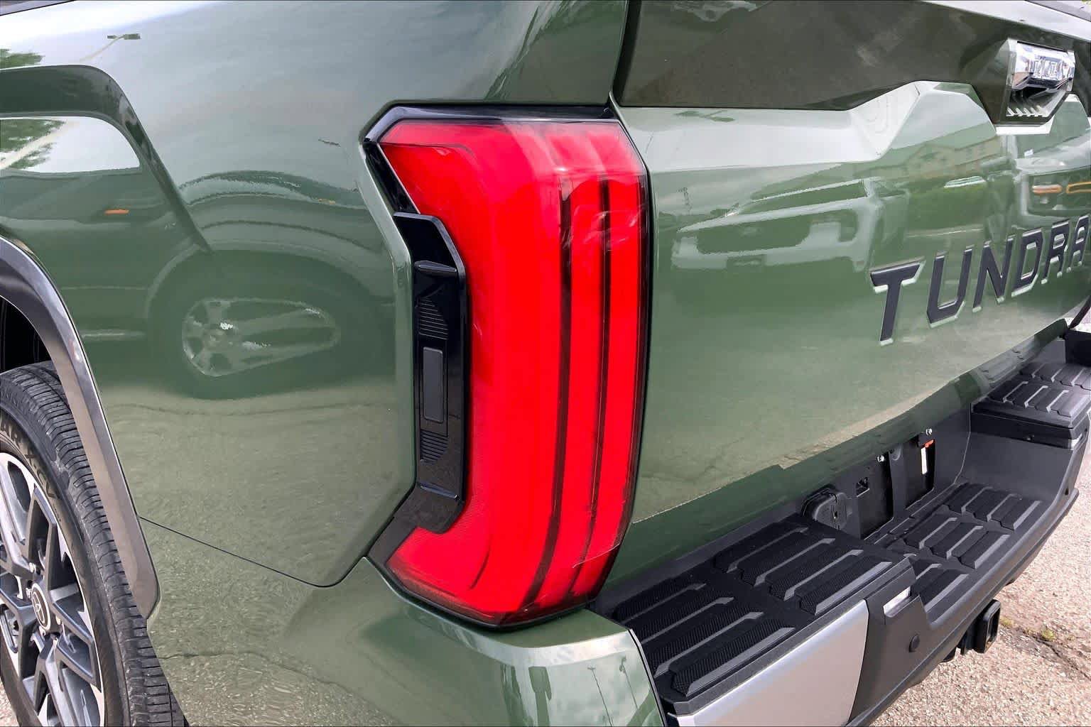 Used 2023 Toyota Tundra Limited w/ Power Package RWD image 27