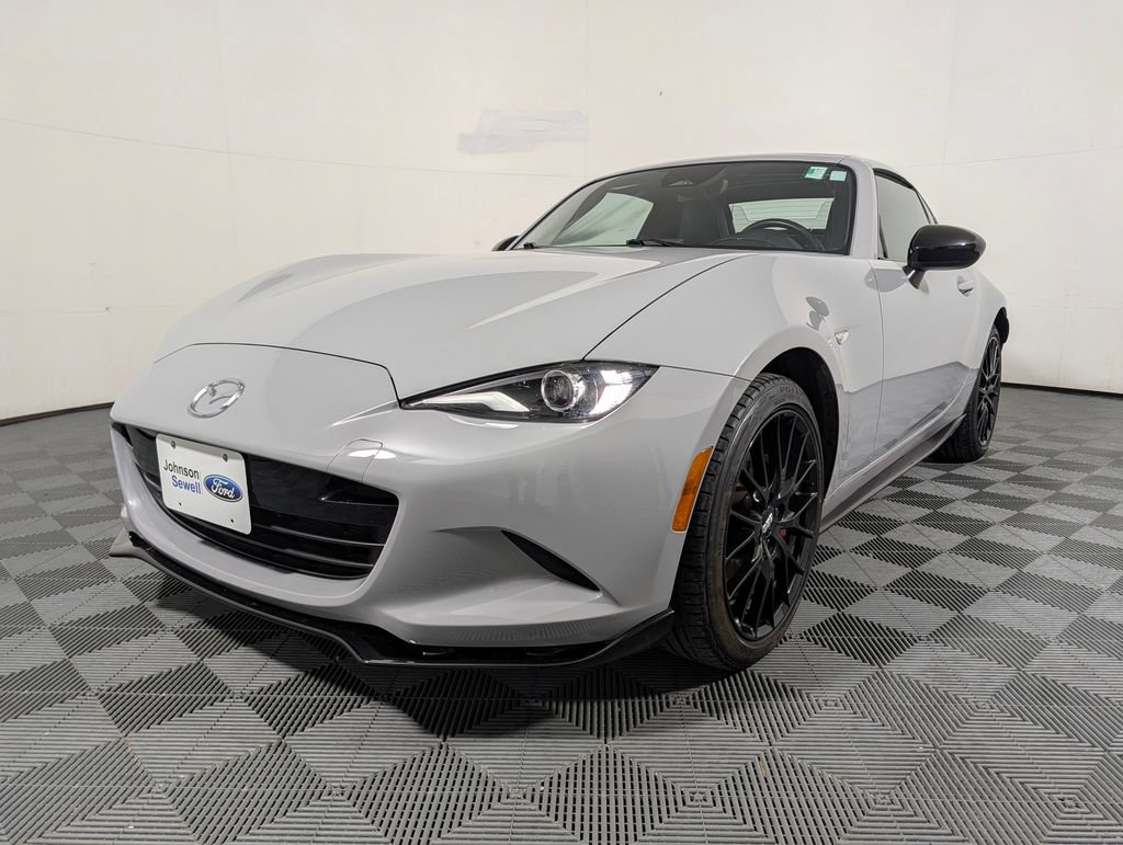 Used 2024 MAZDA MX-5 Miata RF Club w/ Weather Package RWD image 4