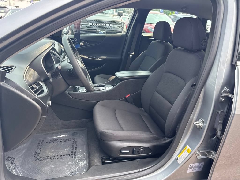 Used 2024 Chevrolet Malibu LT FWD image 13