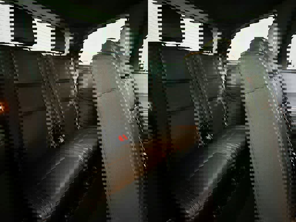 Used 2025 Dodge Durango R/T image 33