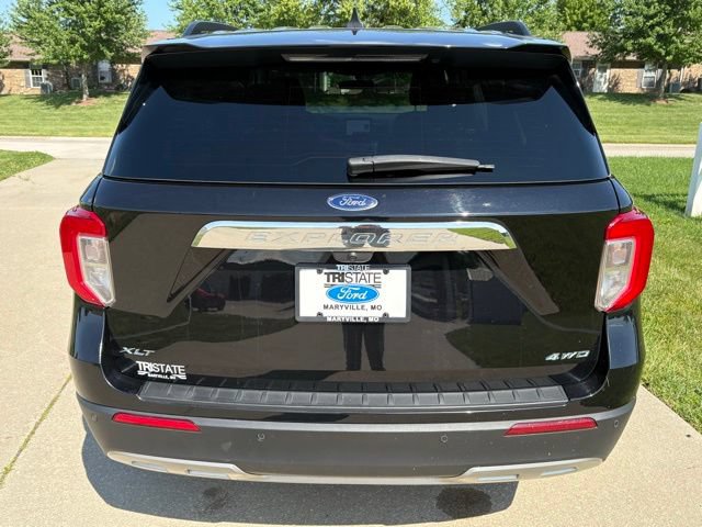 Certified 2024 Ford Explorer XLT w/ Equipment Group 202A AWD/4WD image 5