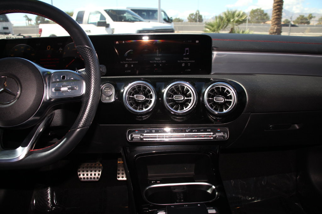 Used 2023 Mercedes-Benz CLA 250 image 18