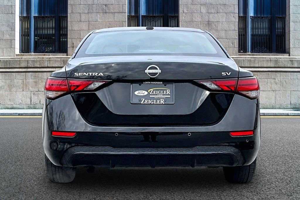 Used 2024 Nissan Sentra SV FWD image 4