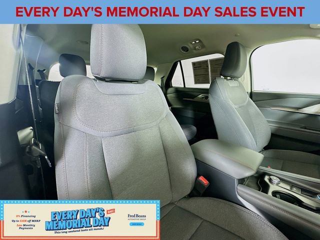 Certified 2025 Ford Explorer Active AWD/4WD image 29
