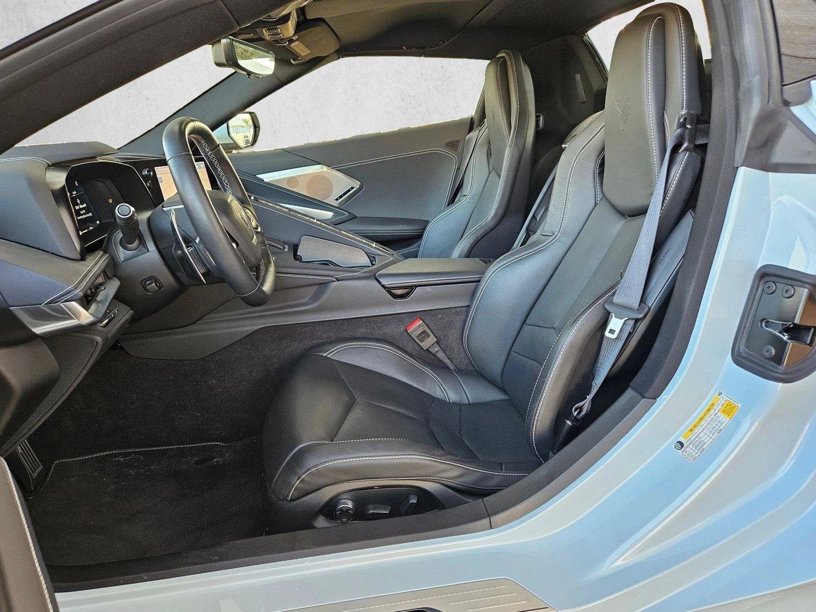 Used 2023 Chevrolet Corvette Stingray Preferred Conv w/ Z51 Performance Package RWD image 20