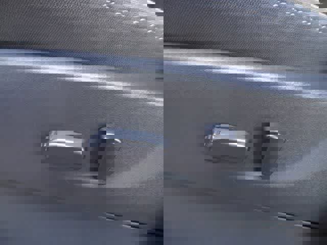 Used 2024 Nissan Frontier SV w/ Technology Package image 7