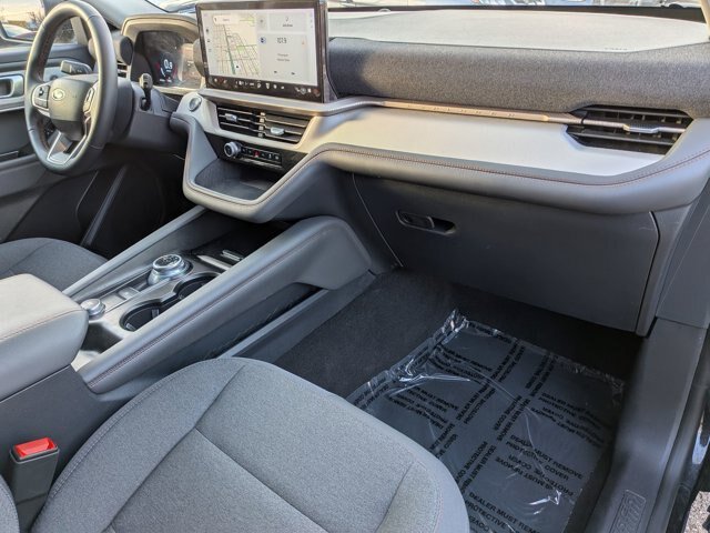 Certified 2025 Ford Explorer Active AWD/4WD image 26