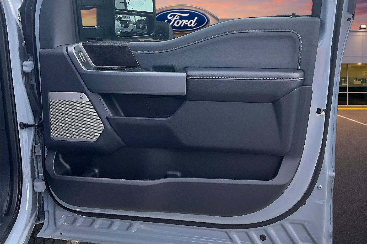 Certified 2024 Ford F250 Lariat w/ Chrome Package AWD/4WD image 25