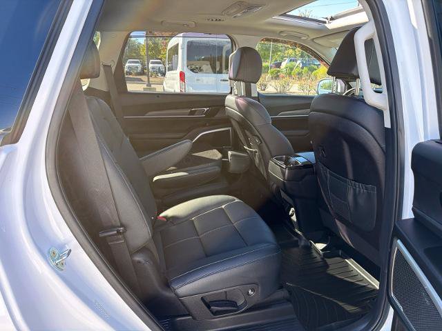 Used 2022 Kia Telluride EX w/ EX Premium Package AWD/4WD image 32