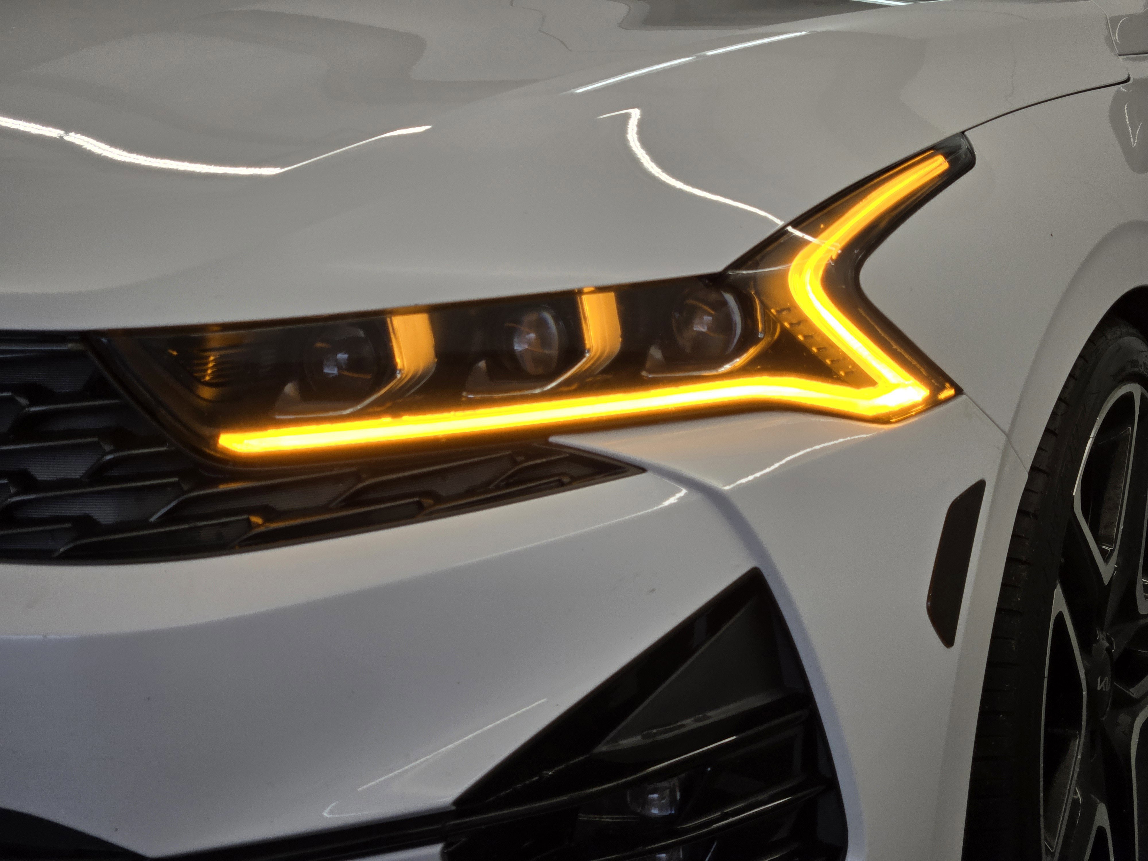 Used 2022 Kia K5 GT-Line w/ GT-Line FWD Premium Package image 8