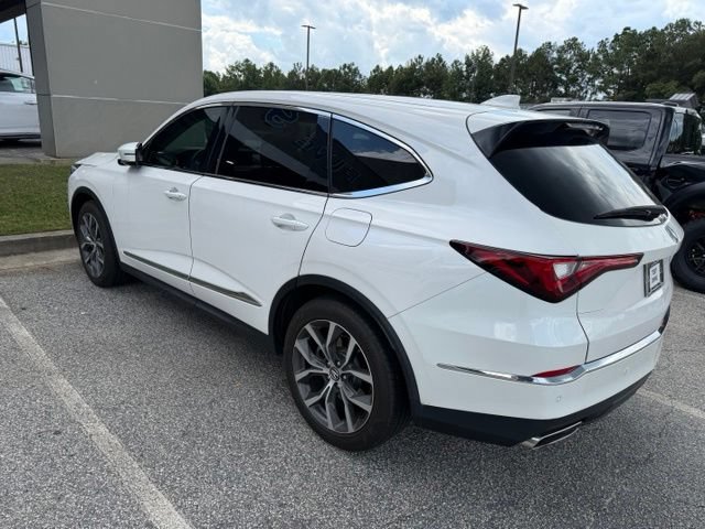 Used 2024 Acura MDX w/ Technology Package FWD image 3