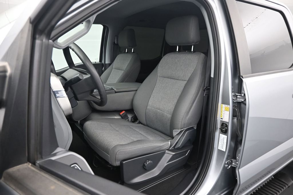 Certified 2024 Ford F250 XL w/ STX Appearance Package AWD/4WD image 9