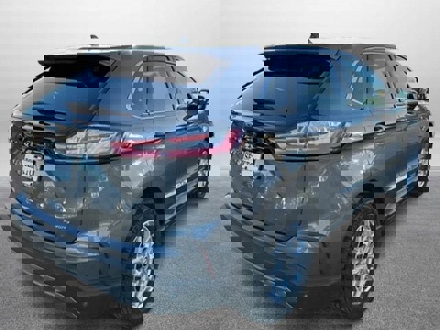 Certified 2024 Ford Edge SEL image 3