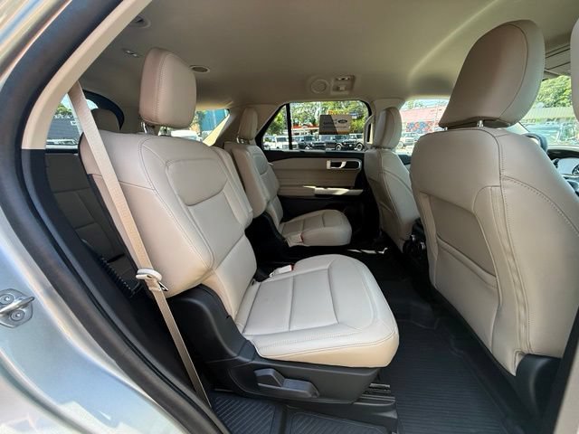 Certified 2023 Ford Explorer XLT w/ Equipment Group 202A AWD/4WD image 16
