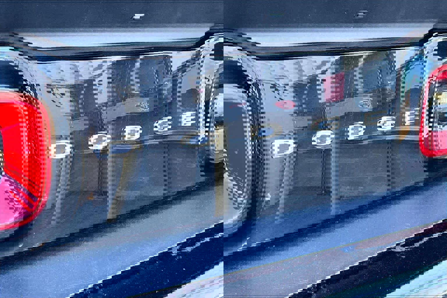 Used 2023 Dodge Challenger R/T Scat Pack image 32