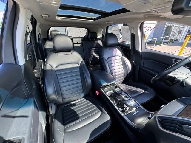 Certified 2019 Ford Edge SEL w/ Equipment Group 201A AWD/4WD image 26