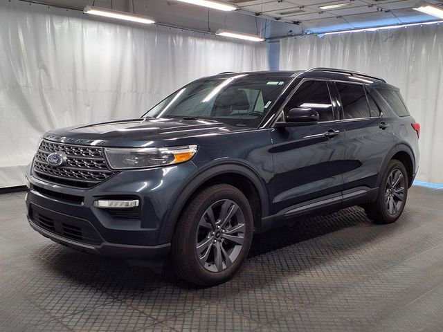 Certified 2022 Ford Explorer XLT w/ Equipment Group 202A AWD/4WD image 27