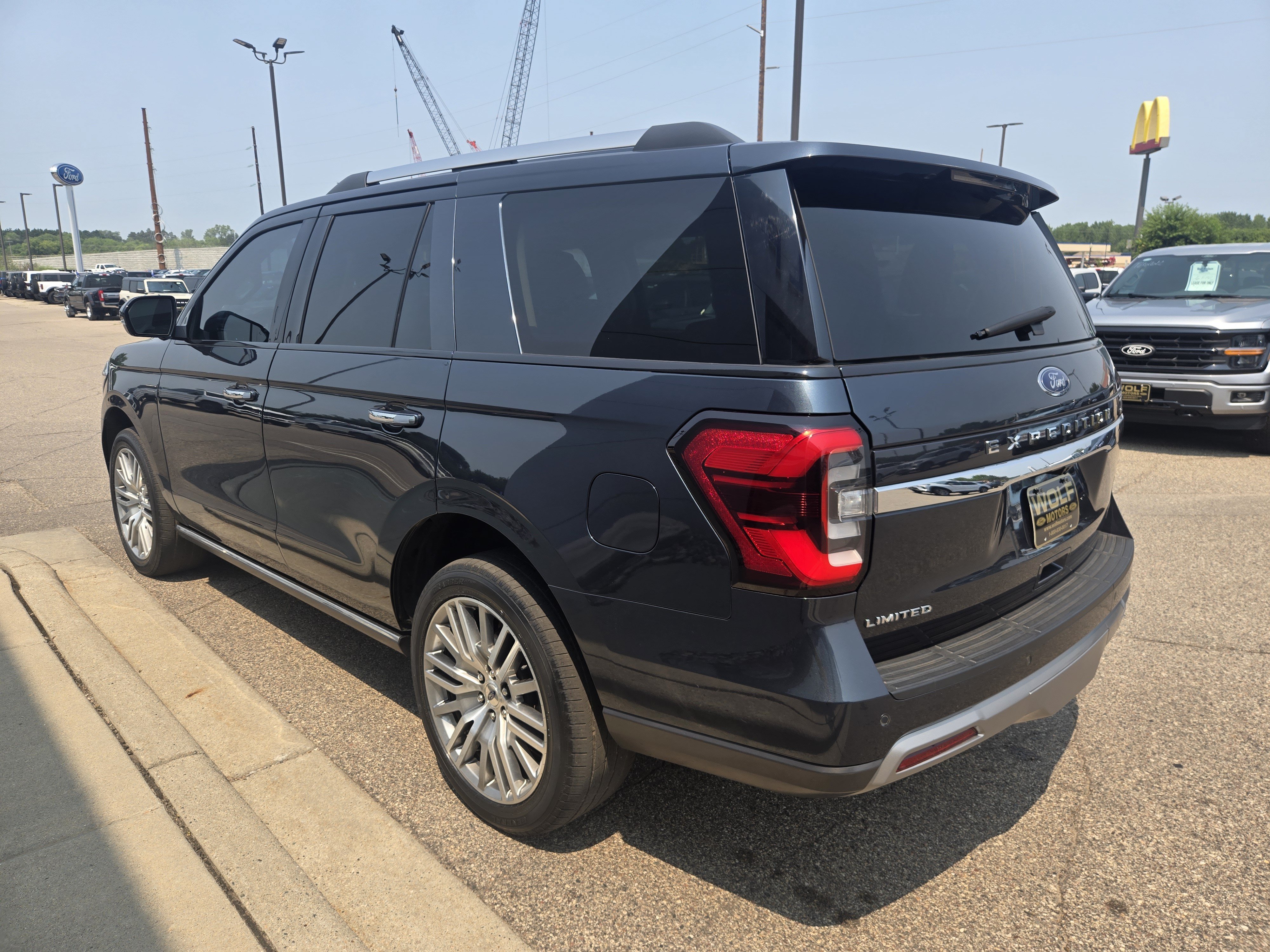 Certified 2022 Ford Expedition Limited AWD/4WD image 18