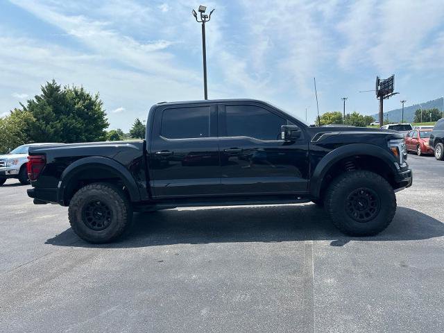 Certified 2025 Ford F150 Raptor w/ Equipment Group 803A Raptor R AWD/4WD image 4