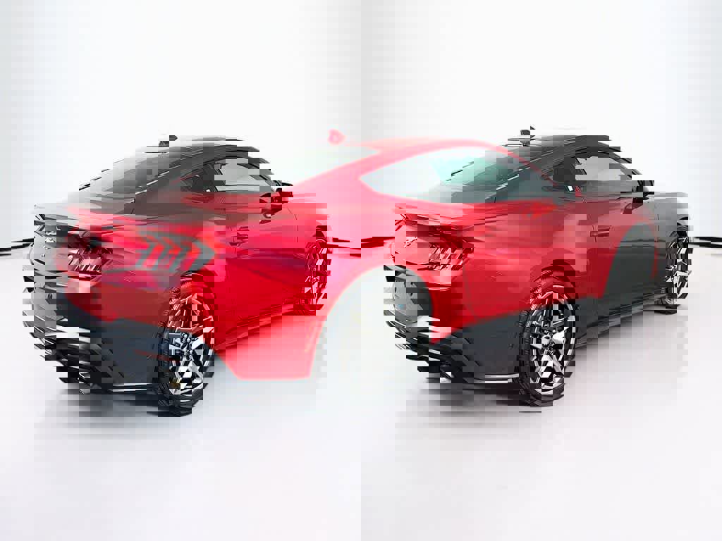 Certified 2024 Ford Mustang Coupe image 5