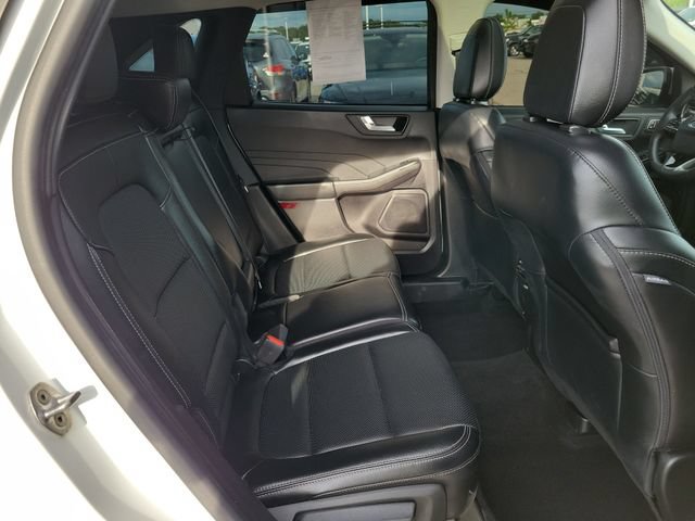 Certified 2022 Ford Escape Titanium w/ Class II Trailer Tow Package AWD/4WD image 24