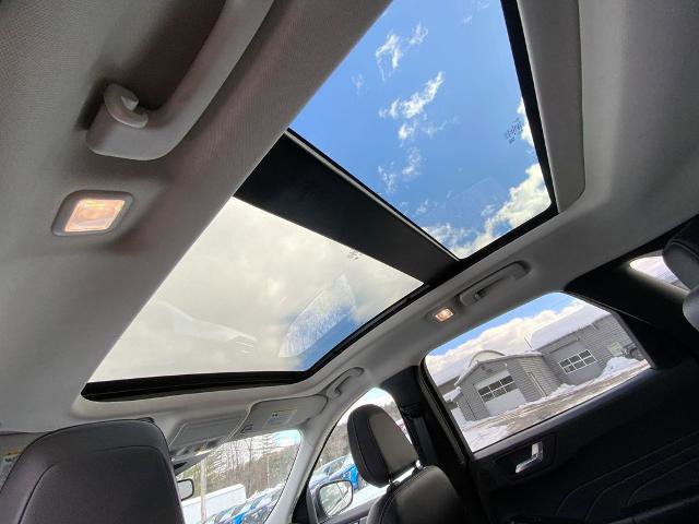 Certified 2023 Ford Escape SE w/ PHEV Premium Package image 22