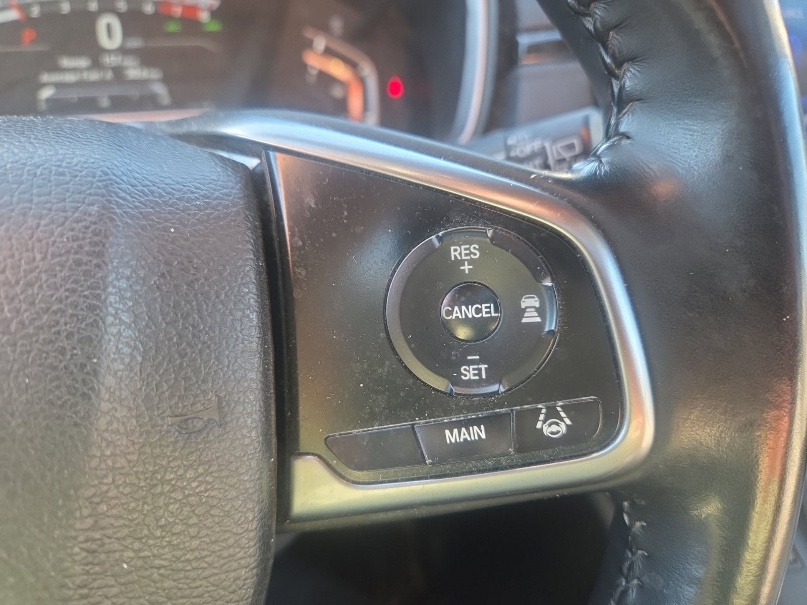Used 2018 Honda CR-V Touring image 19