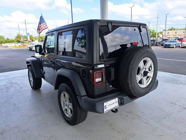 Used 2020 Jeep Wrangler Sport AWD/4WD image 4