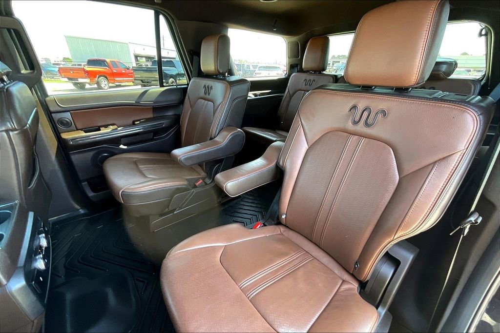 Certified 2024 Ford Expedition King Ranch RWD image 19