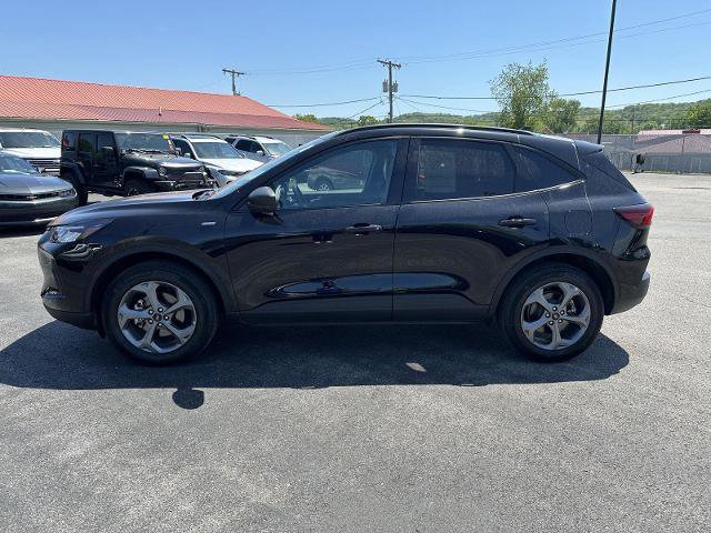 Certified 2025 Ford Escape ST-Line AWD/4WD image 6