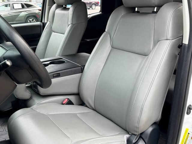 Used 2017 Toyota Tundra SR RWD image 10