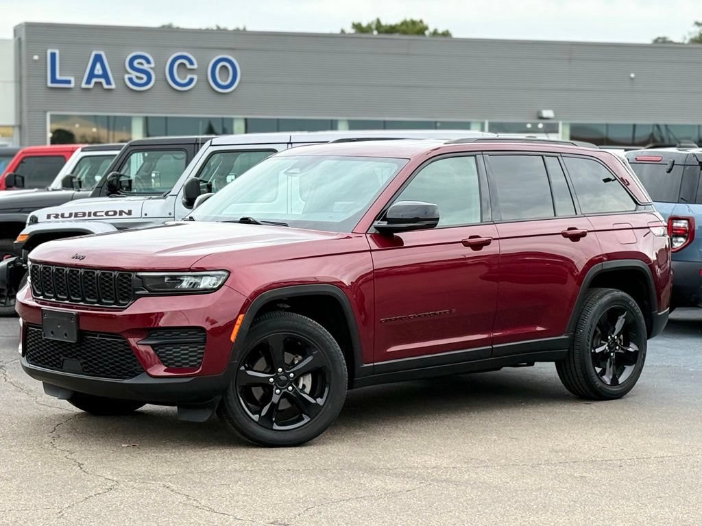 Used 2023 Jeep Grand Cherokee Altitude AWD/4WD 360° Tour