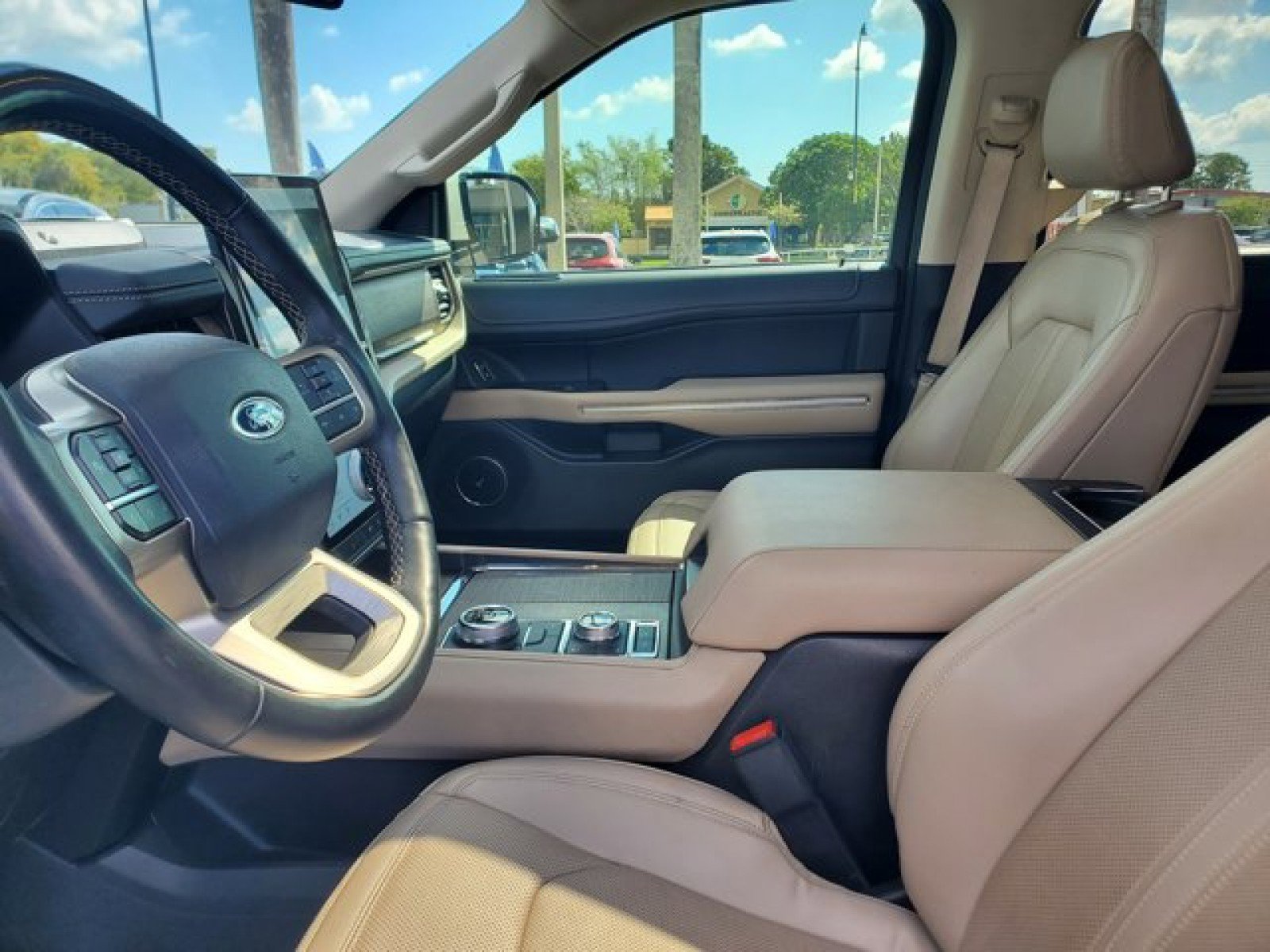 Certified 2023 Ford Expedition Max Limited AWD/4WD image 11