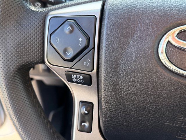 Used 2022 Toyota Tacoma SR5 w/ Technology Package AWD/4WD image 34