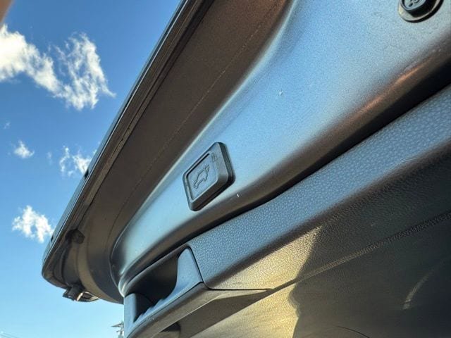 Used 2019 Toyota RAV4 XLE Premium w/ All Weather Liner Package AWD/4WD image 26