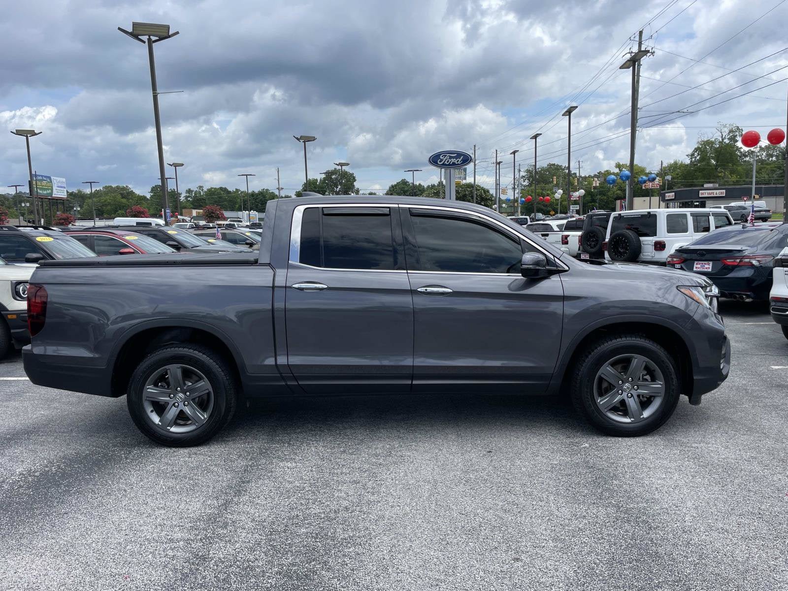 Used 2023 Honda Ridgeline RTL-E image 2