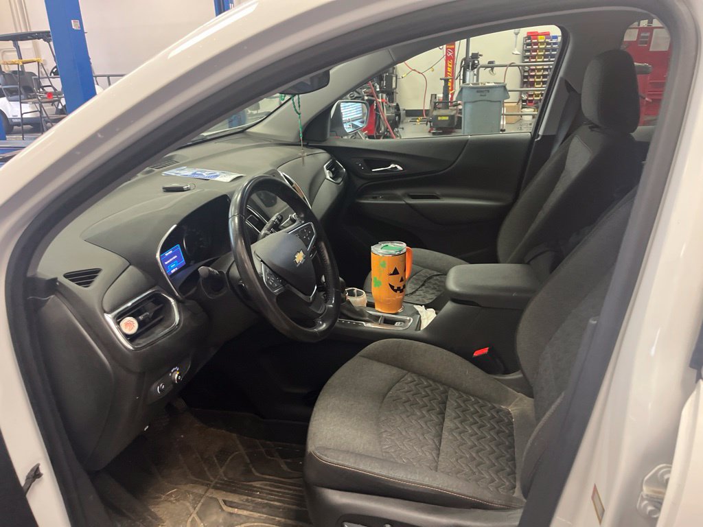 Used 2022 Chevrolet Equinox LT AWD/4WD image 4