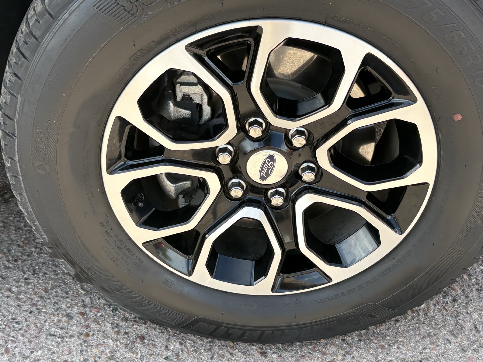 Certified 2024 Ford Expedition Max XLT RWD image 11