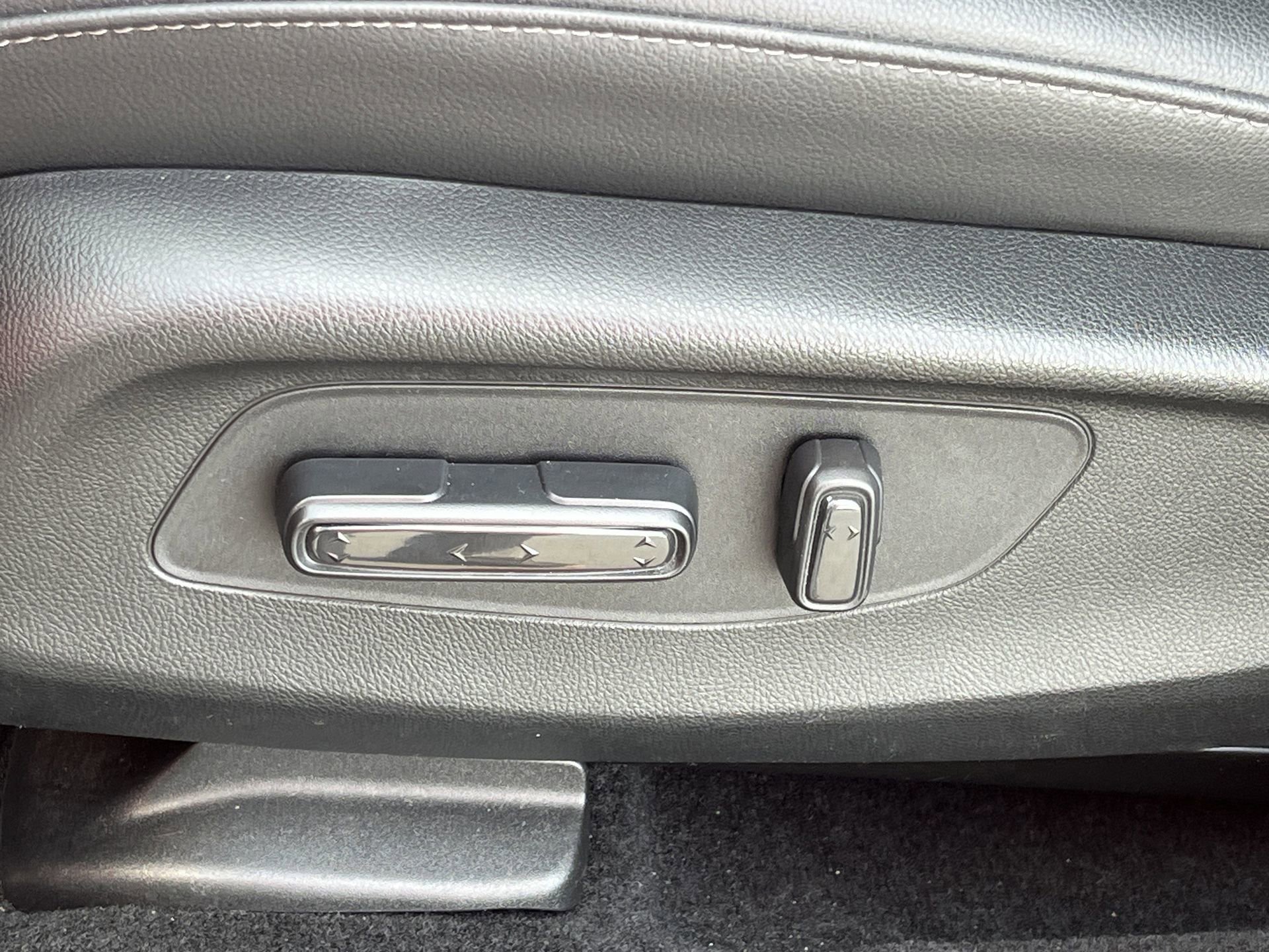 Used 2023 Honda HR-V EX-L image 23