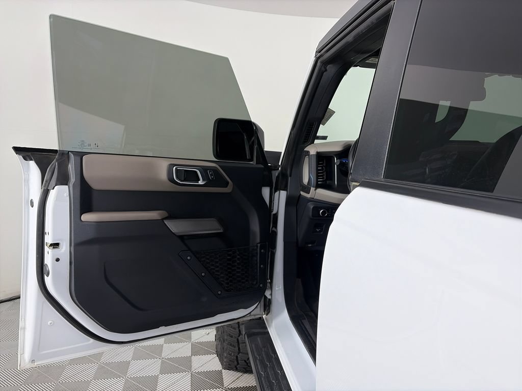 Certified 2023 Ford Bronco Wildtrak AWD/4WD image 10