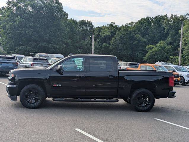 Used 2018 Chevrolet Silverado 1500 LTZ Z71 w/ Midnight Edition AWD/4WD image 6