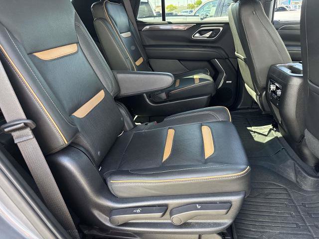 Used 2022 GMC Yukon AT4 w/ Technology Package AWD/4WD image 12