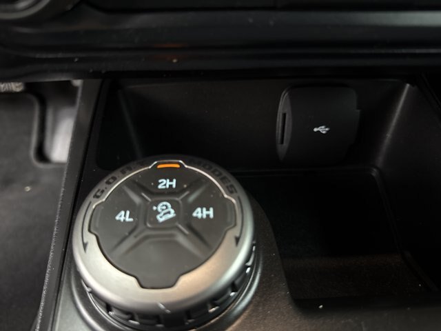 Certified 2022 Ford Bronco Black Diamond AWD/4WD image 19