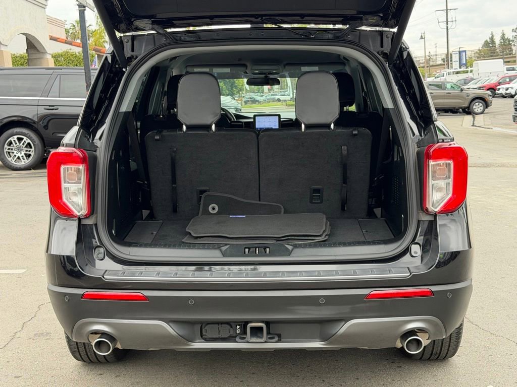 Certified 2023 Ford Explorer XLT w/ Equipment Group 202A RWD image 18